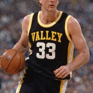 Larry Bird Valley Jersey Size‎ Medium NWT